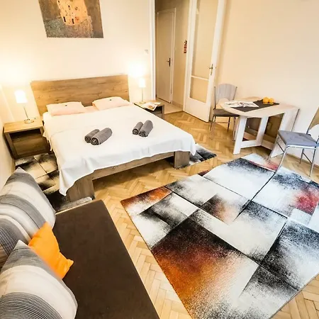 Bpr Orange Dream Apartment *